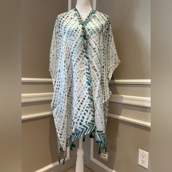 NWT Women’s Bohemian pattern print kimono - one size - Picture 2 of 6